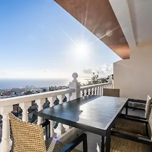 Aparthotel Menores Sea View